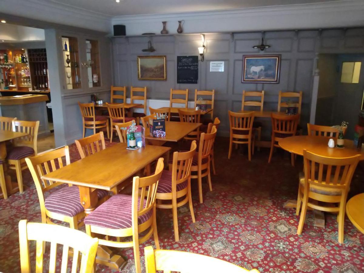 The Wellington Hotel Howden Екстериор снимка