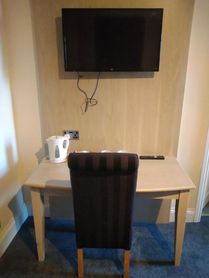 The Wellington Hotel Howden Екстериор снимка
